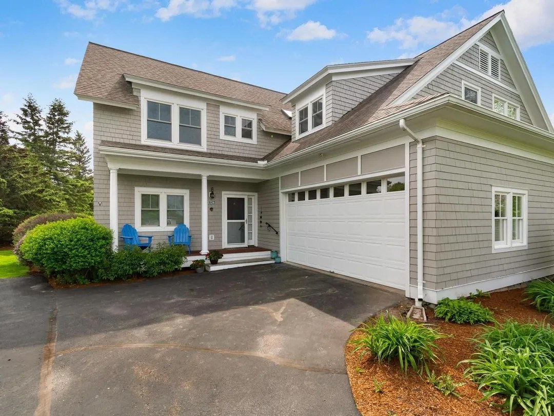 Exterior of 226 Fairway Drive in South Burlington, Vermont